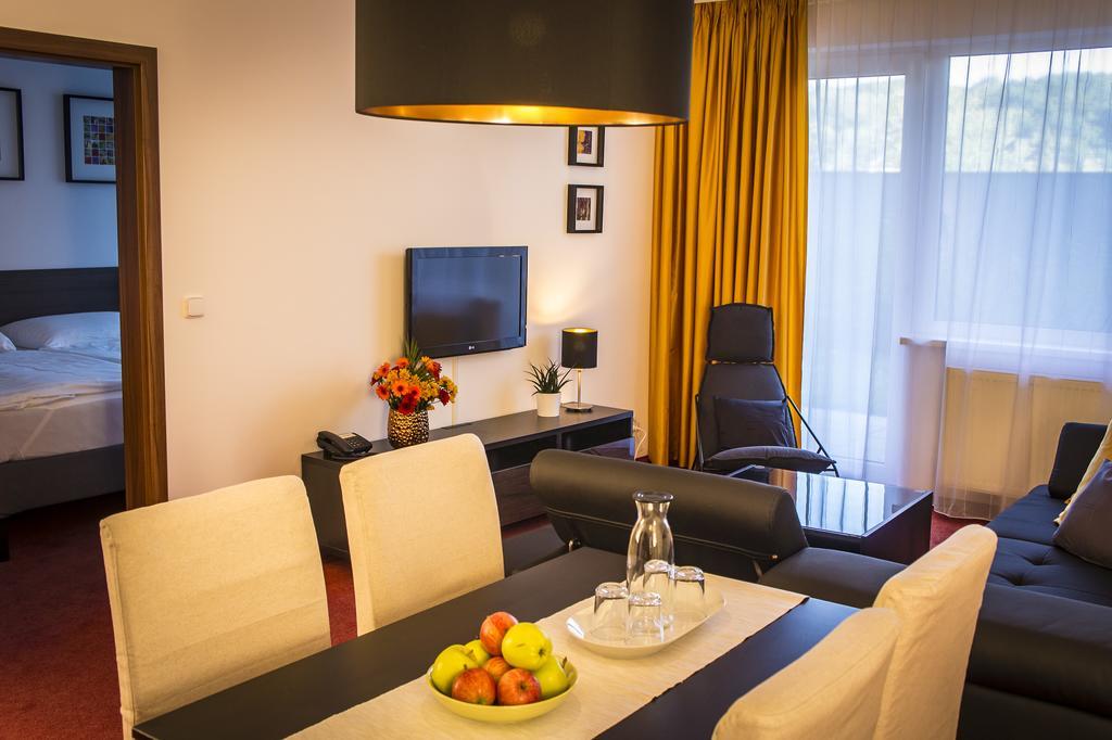 Apartmanovy Dum Landek Ostrava Buitenkant foto
